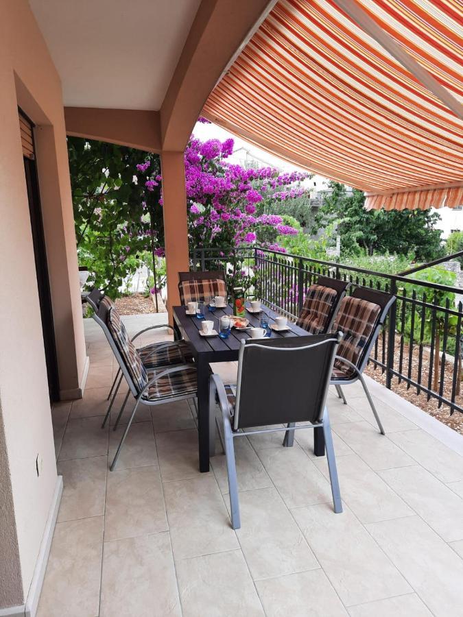 Half Of House To Rent - Family Zelenika
