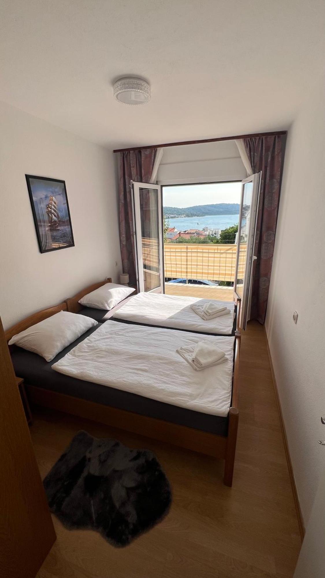 Half Of House To Rent - Family Zelenika Apartment Trogir